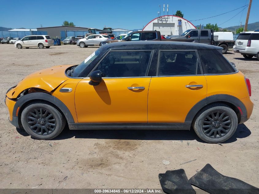 2015 Mini Hardtop Cooper VIN: WMWXS5C52FT837124 Lot: 39634845