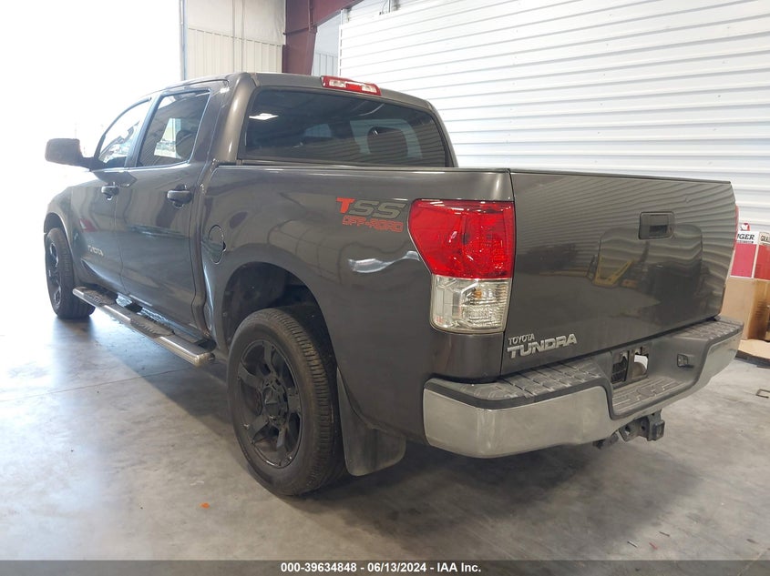 2013 TOYOTA TUNDRA CREWMAX SR5 - 5TFEM5F16DX059364