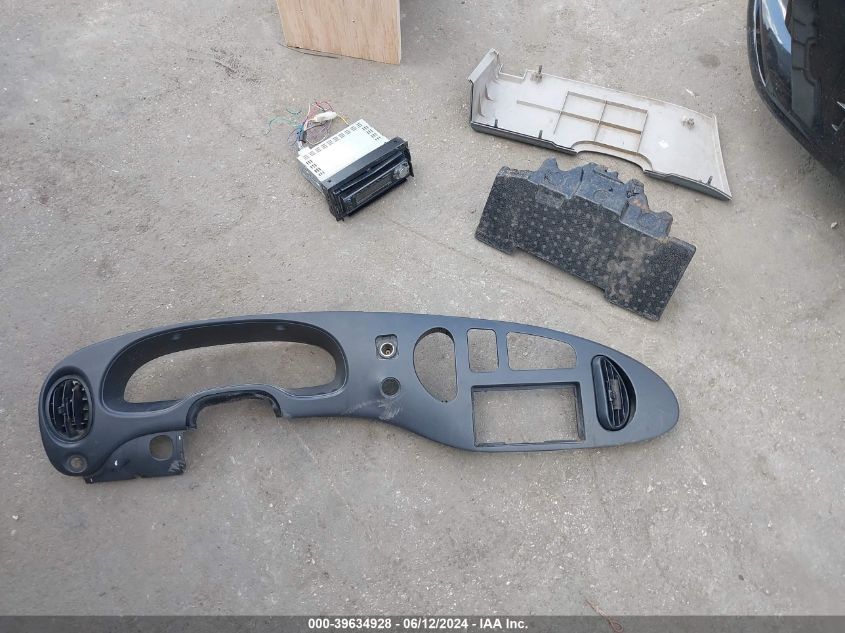 2008 Ford E-250 Commercial/Recreational VIN: 1FTNE24L78DA05255 Lot: 39634928