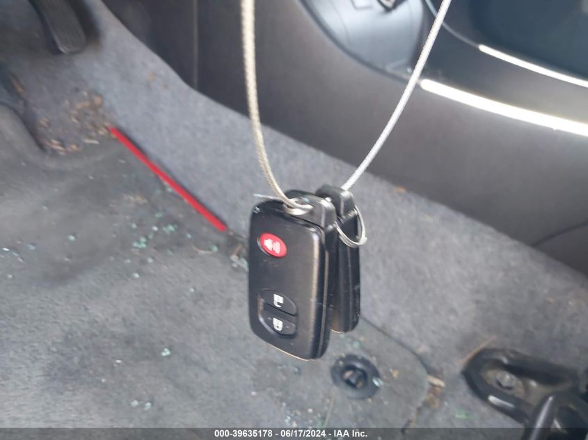 2013 Toyota Prius Three VIN: JTDKN3DU8D5688461 Lot: 39635178