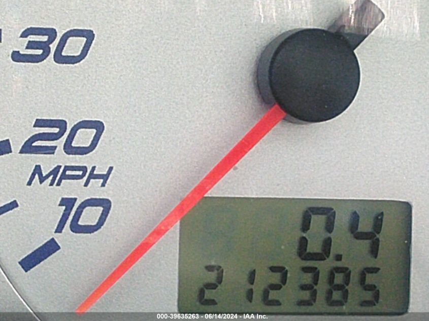 2005 Ford Focus Zx3 VIN: 3FAHP31N35R106885 Lot: 39635263