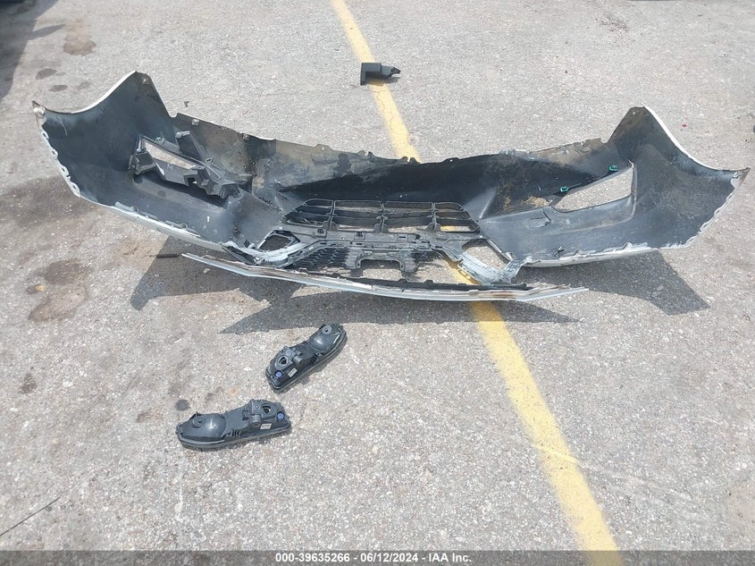 2020 Nissan Versa Sr Xtronic Cvt VIN: 3N1CN8FV8LL880164 Lot: 39635266