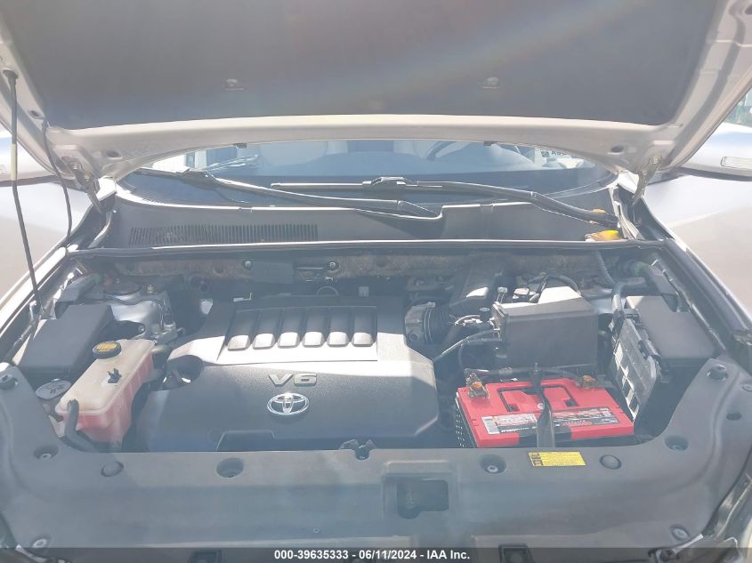 2011 Toyota Rav4 Limited V6 VIN: JTMYK4DV3BD004940 Lot: 39635333