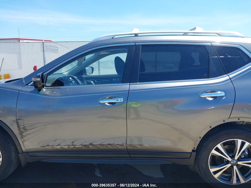 2020 NISSAN ROGUE SV FWD - JN8AT2MT9LW011676