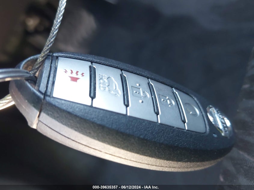 2020 NISSAN ROGUE SV FWD - JN8AT2MT9LW011676