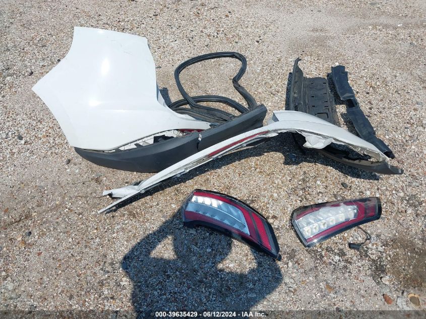 2017 Ford Edge Se VIN: 2FMPK3G97HBC26220 Lot: 39635429