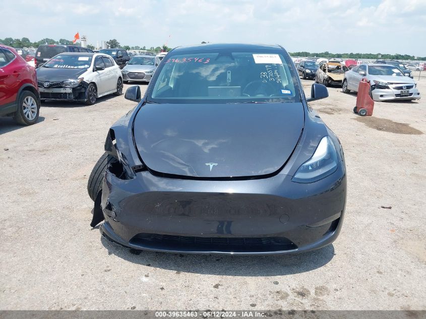 2024 Tesla Model Y Long Range Dual Motor All-Wheel Drive VIN: 7SAYGAEE8RF030910 Lot: 39635463