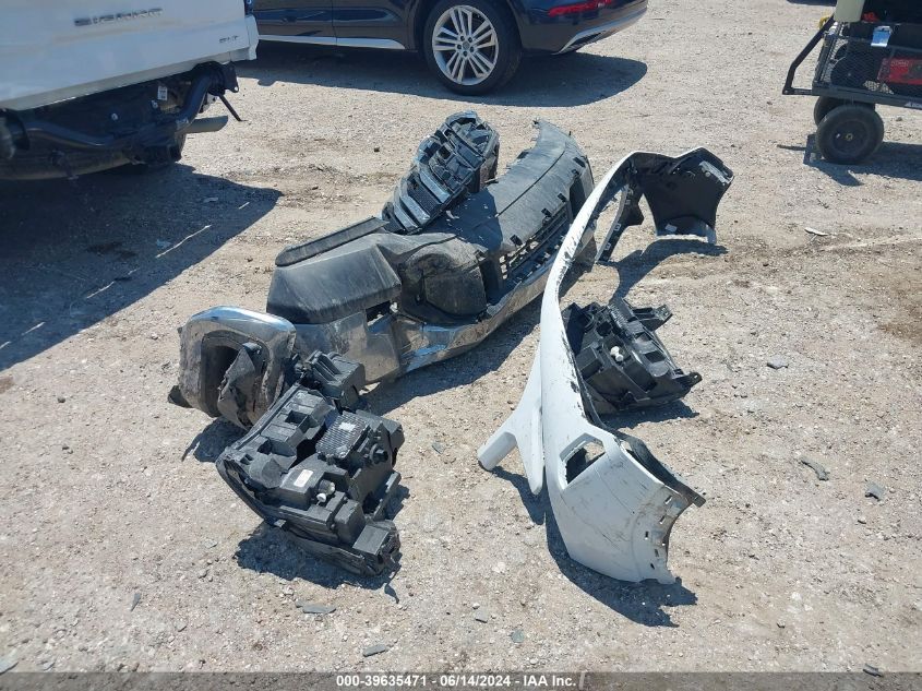 2022 GMC Sierra 1500 2Wd Short Box Slt VIN: 3GTPHDED8NG589943 Lot: 39635471