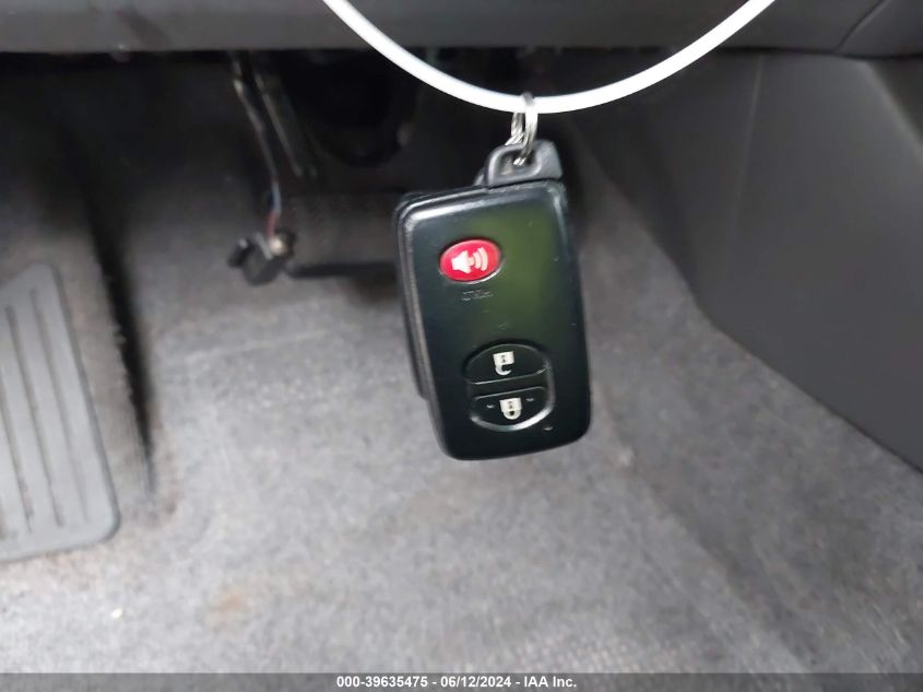 2011 Toyota Prius Two VIN: JTDKN3DU3B5315583 Lot: 39635475