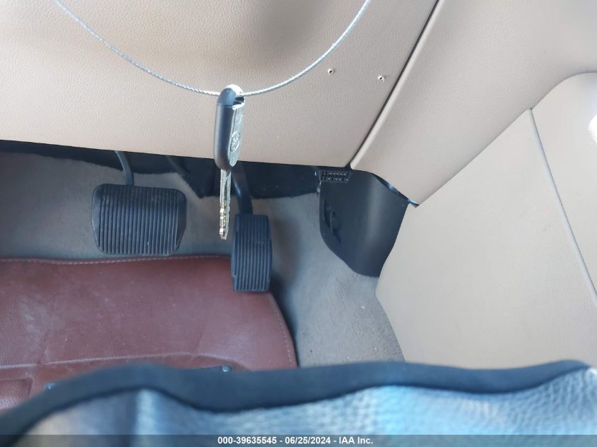 2006 Ford Expedition Eddie Bauer/King Ranch VIN: 1FMPU17576LA93743 Lot: 39635545