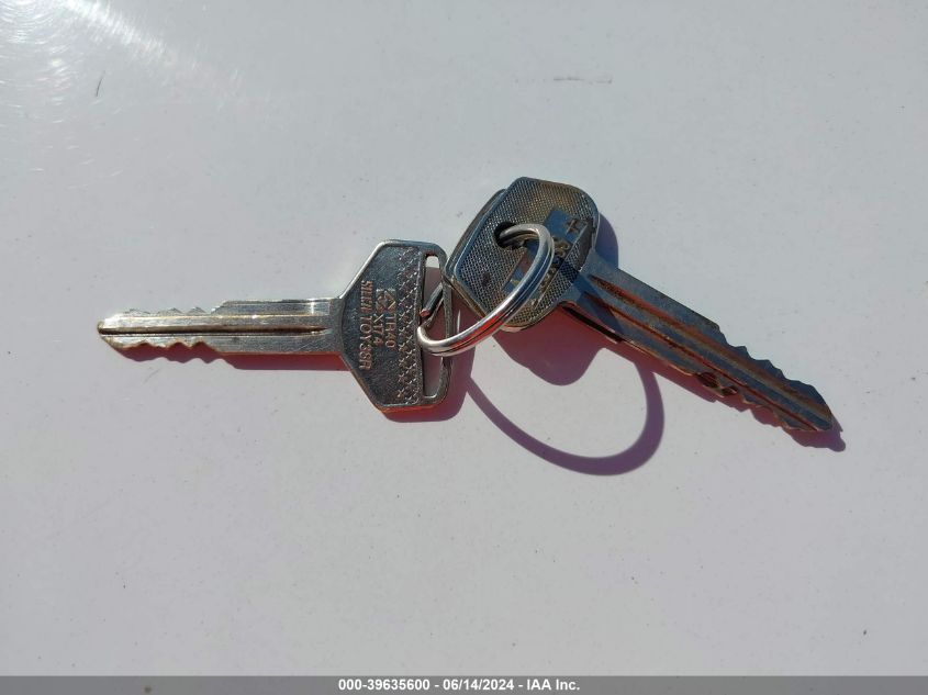 1994 Toyota Pickup 1/2 Ton Short Whlbase Stb VIN: 4TARN81A4RZ309523 Lot: 39635600