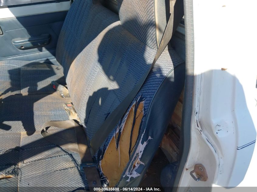 1994 Toyota Pickup 1/2 Ton Short Whlbase Stb VIN: 4TARN81A4RZ309523 Lot: 39635600