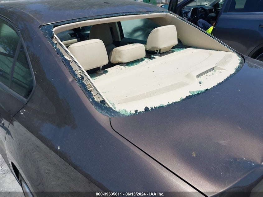 2011 Volkswagen Jetta 2.5L Se VIN: 3VWDX7AJ6BM350422 Lot: 39635611