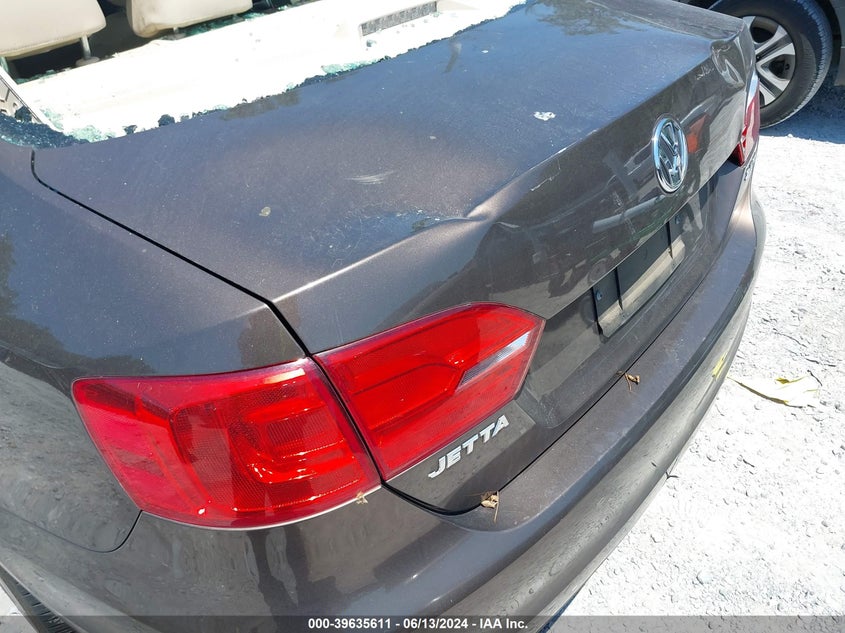 2011 Volkswagen Jetta 2.5L Se VIN: 3VWDX7AJ6BM350422 Lot: 39635611