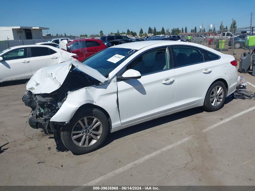 5NPE24AFXFH157086 2015 HYUNDAI SONATA - Image 2