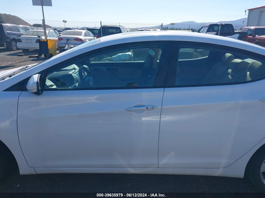 2012 Hyundai Elantra Limited VIN: 5NPDH4AE3CH142247 Lot: 39635979