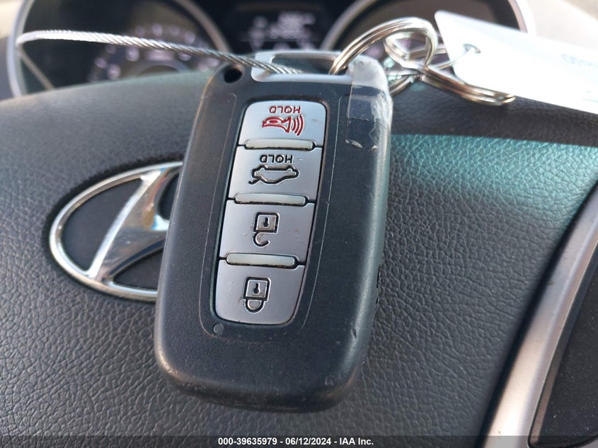 2012 Hyundai Elantra Limited VIN: 5NPDH4AE3CH142247 Lot: 39635979