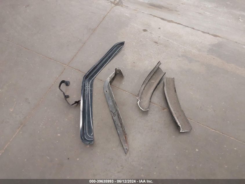 2004 Ford E-250 Recreational VIN: 1FDNE24L64HA21588 Lot: 39635993