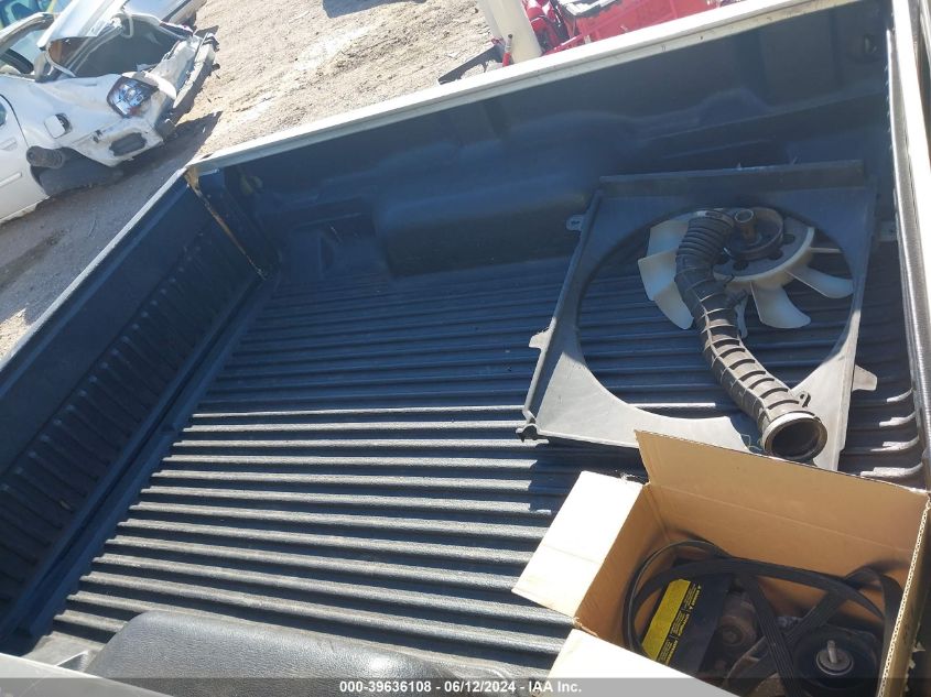 2000 Ford Ranger Xl/Xlt VIN: 1FTYR14V4YTB42821 Lot: 39636108