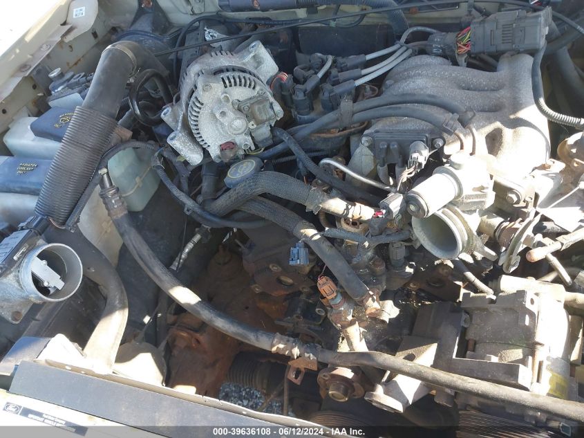 2000 Ford Ranger Xl/Xlt VIN: 1FTYR14V4YTB42821 Lot: 39636108