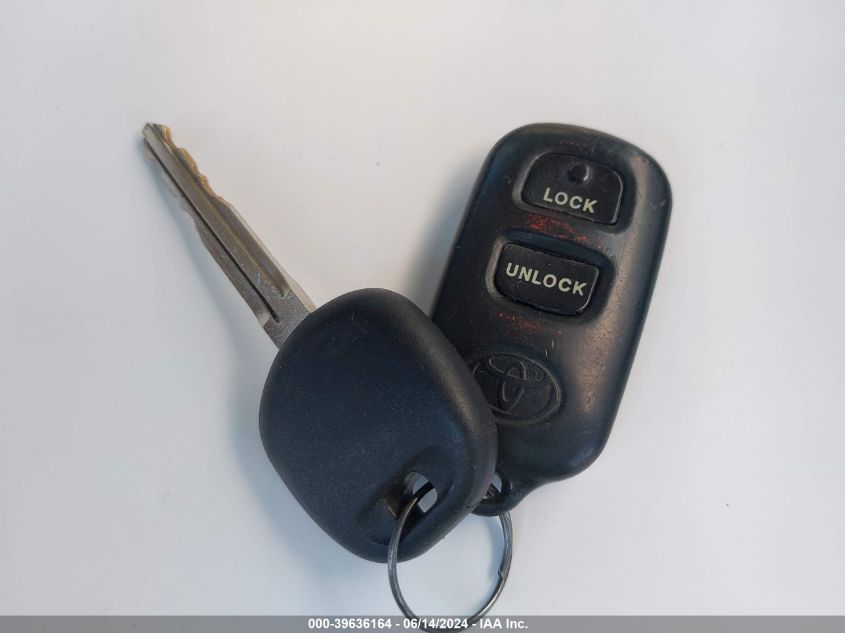 2005 Toyota Corolla S VIN: 2T1BR32E45C334831 Lot: 39636164