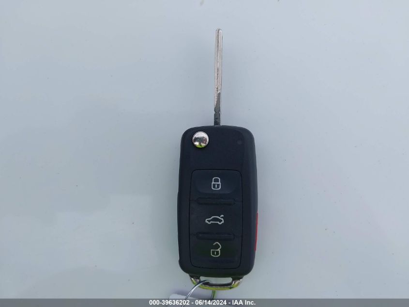 2016 Volkswagen Jetta 2.0T Gli Se VIN: 3VW4T7AJ3GM344726 Lot: 39636202