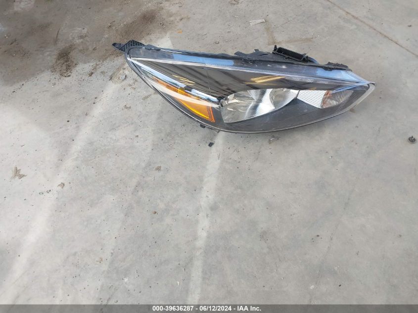 2016 Ford Focus Se VIN: 1FADP3F25GL344607 Lot: 39636287