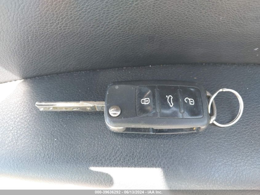 2014 Volkswagen Passat 2.5L Se VIN: 1VWBP7A37EC003499 Lot: 39636292