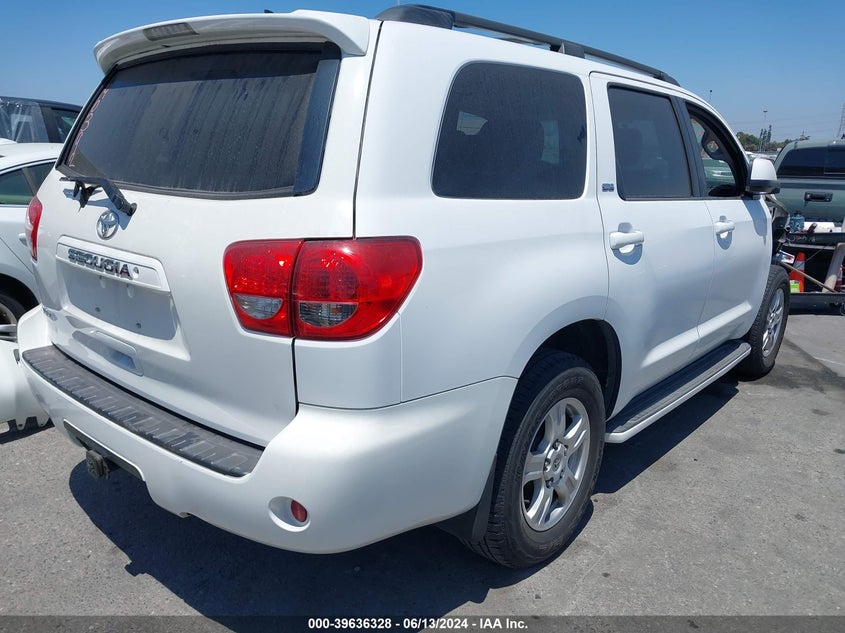2010 Toyota Sequoia Sr5 4.6L V8 VIN: 5TDZM5G11AS002040 Lot: 39636328