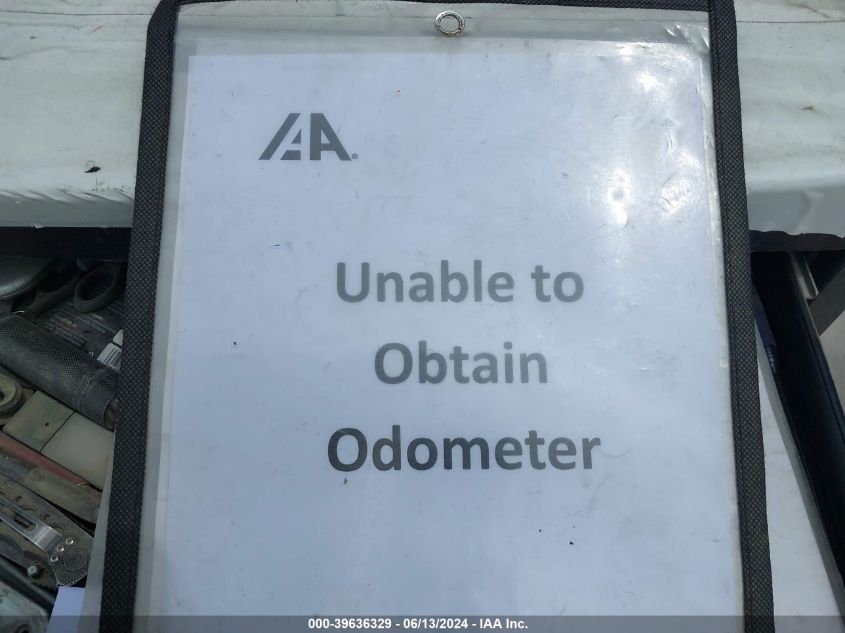 2003 Volkswagen Passat Glx VIN: WVWRH63B03P198381 Lot: 39636329