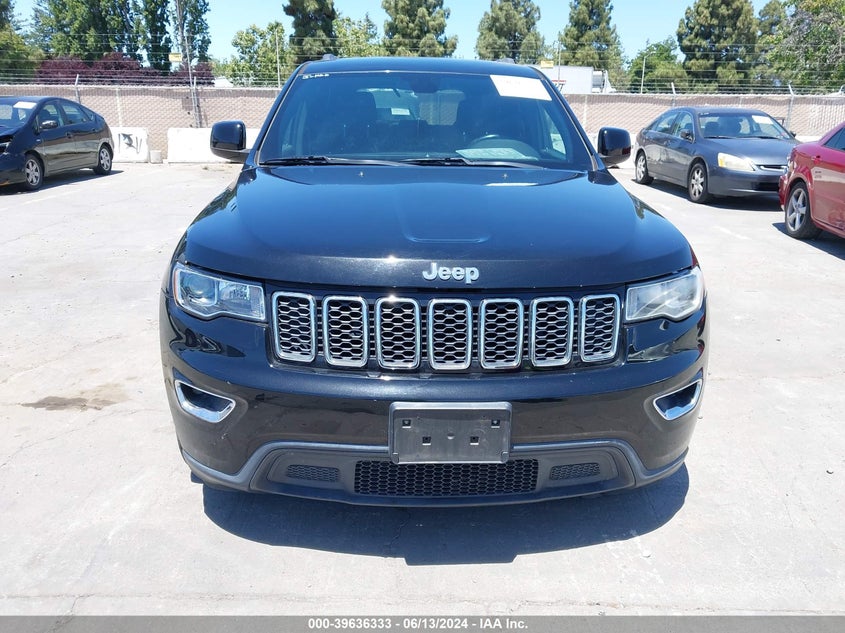 2017 Jeep Grand Cherokee Laredo 4X4 VIN: 1C4RJFAGXHC715073 Lot: 39636333