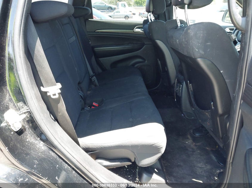 2017 Jeep Grand Cherokee Laredo 4X4 VIN: 1C4RJFAGXHC715073 Lot: 39636333