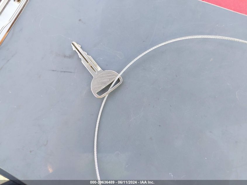 2000 Toyota Echo VIN: JTDBT123XY0066418 Lot: 39636489