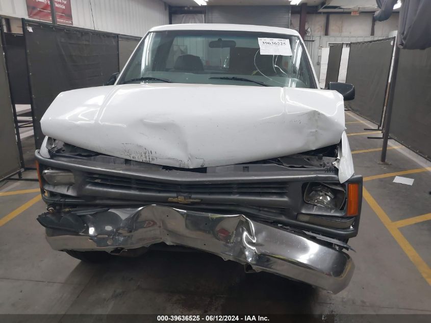 2000 Chevrolet C2500 VIN: 1GCGC24R8YR167224 Lot: 39636525