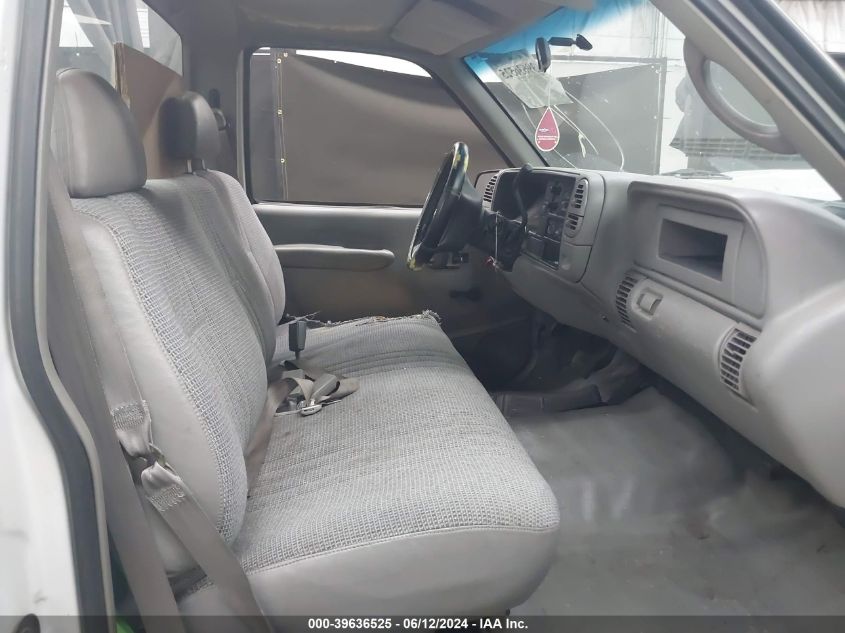 2000 Chevrolet C2500 VIN: 1GCGC24R8YR167224 Lot: 39636525