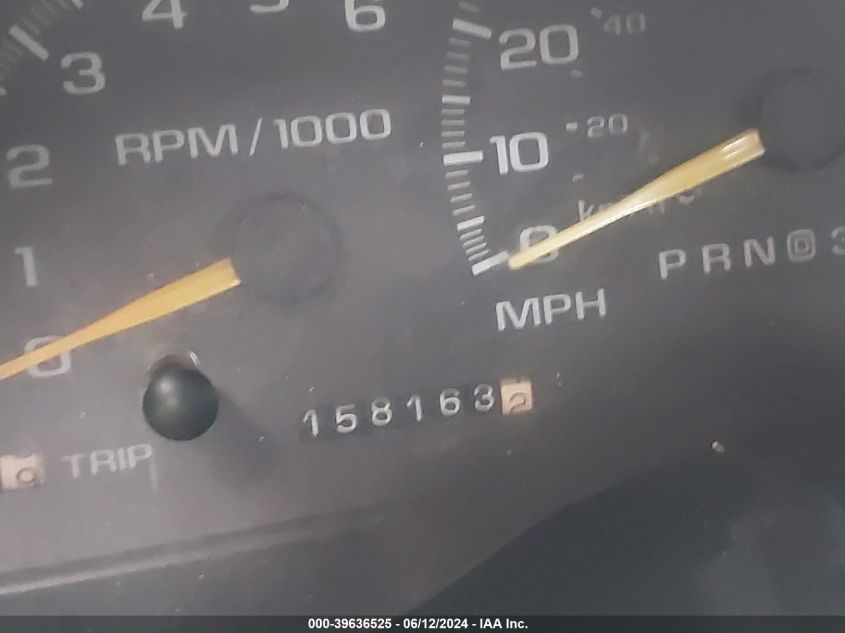 2000 Chevrolet C2500 VIN: 1GCGC24R8YR167224 Lot: 39636525