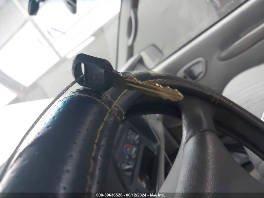 2000 Chevrolet C2500 VIN: 1GCGC24R8YR167224 Lot: 39636525