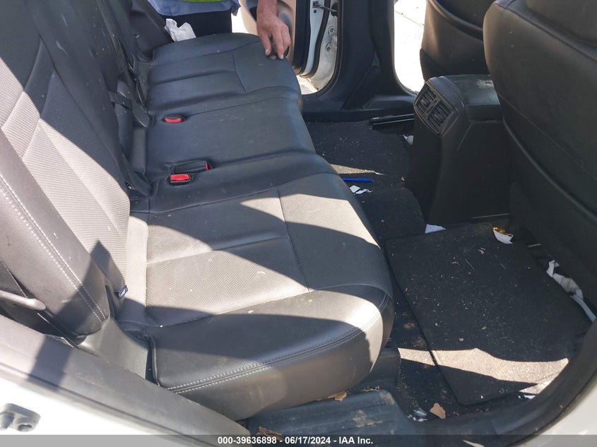 2015 Nissan Rogue Sl VIN: 5N1AT2MV2FC87432 Lot: 39636898