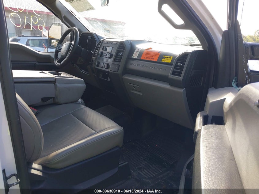 2017 FORD F-250 XL - 1FDBF2A62HED12322