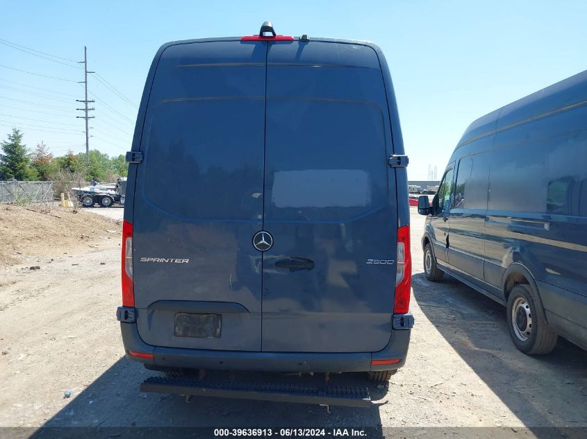 2019 Mercedes-Benz Sprinter 2500 High Roof V6/Standard Roof V6 VIN: WD4PF0CD8KT004414 Lot: 39636913