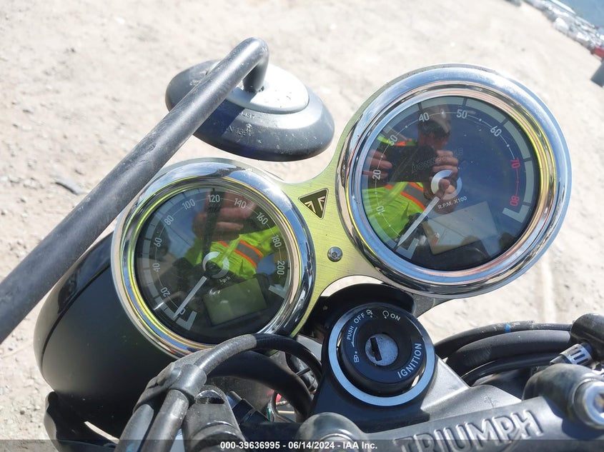 2024 TRIUMPH MOTORCYCLE BONNEVILLE T120/BLACK - SMTD40HL1RTBS6324