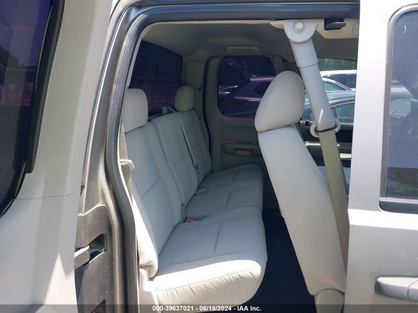 2008 Chevrolet Silverado 1500 Lt1 VIN: 2GCEC19C481110033 Lot: 39637021