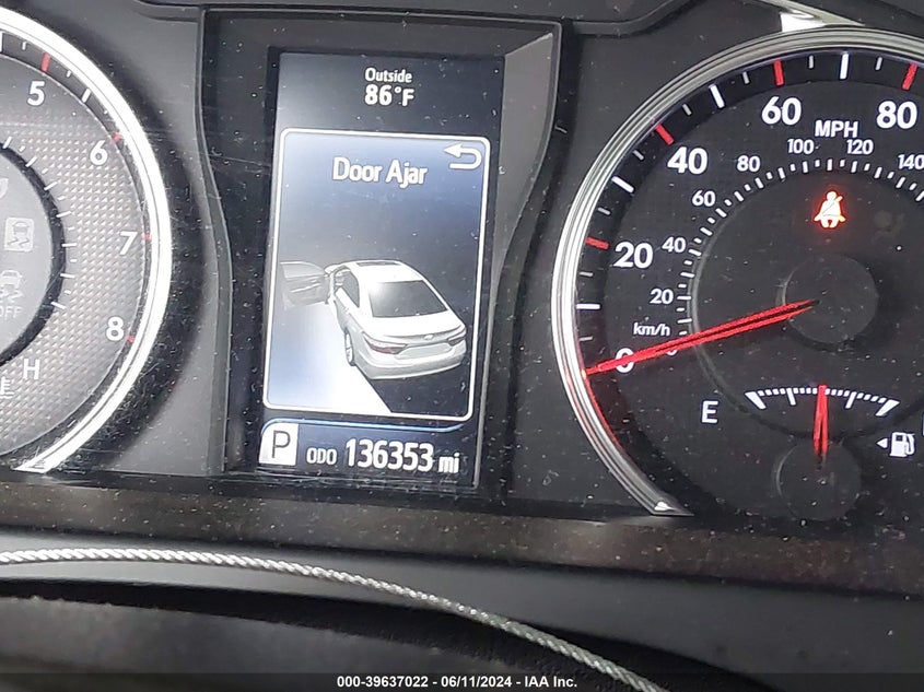 2015 Toyota Camry Se VIN: 4T1BF1FK8FU481912 Lot: 39637022