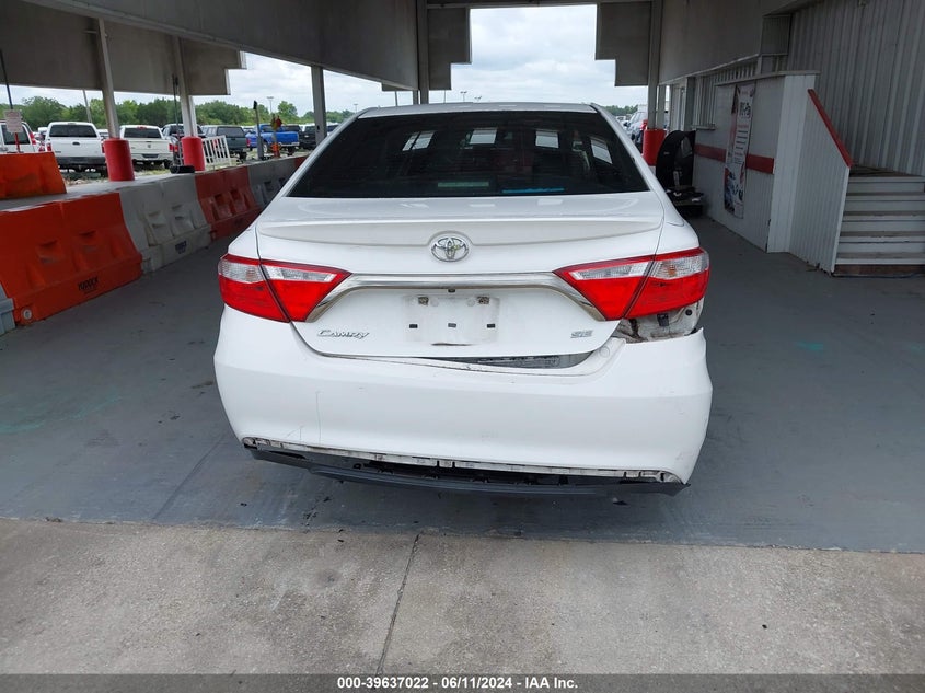 2015 Toyota Camry Se VIN: 4T1BF1FK8FU481912 Lot: 39637022
