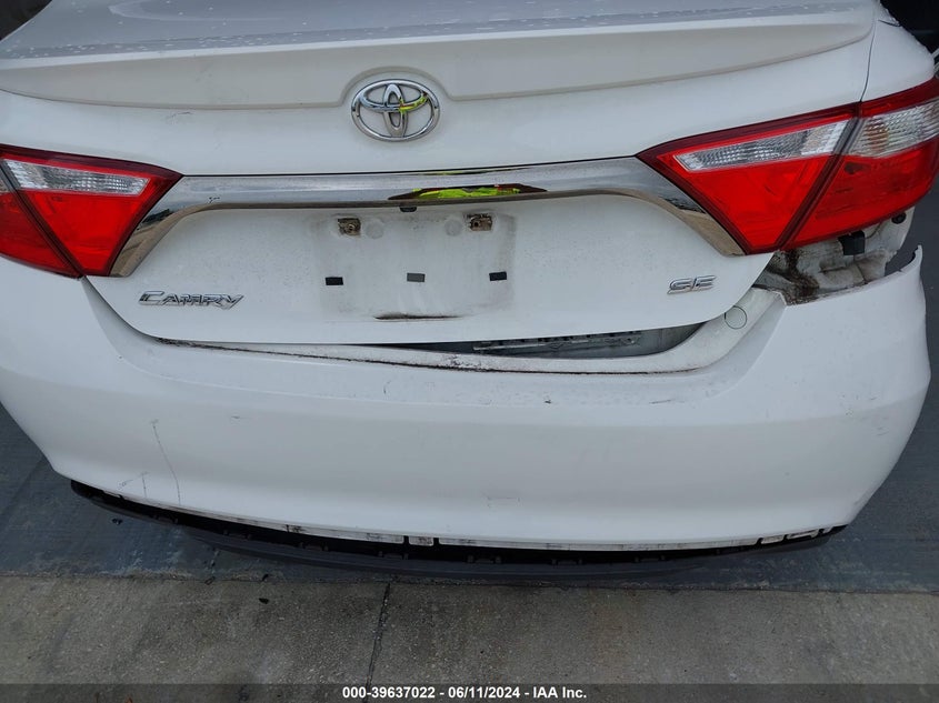2015 Toyota Camry Se VIN: 4T1BF1FK8FU481912 Lot: 39637022