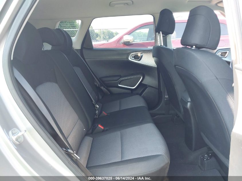 2022 Kia Soul Lx VIN: KNDJ23AU1N7833497 Lot: 39637025