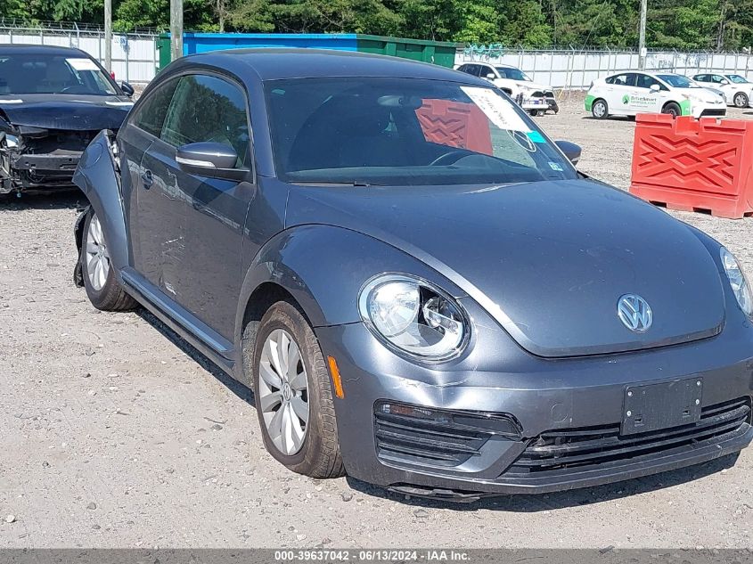 2019 Volkswagen Beetle 2.0T Final Edition Se/2.0T Final Edition Sel/2.0T S VIN: 3VWFD7AT8KM706016 Lot: 39637042