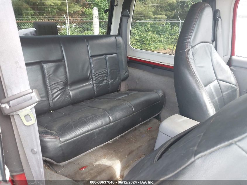 1998 Jeep Wrangler Sport VIN: 1J4FY19S2WP718513 Lot: 39637046