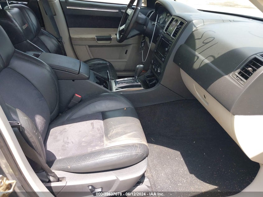 2006 Chrysler 300C Srt8 VIN: 2C3LA73W76H249777 Lot: 39637078