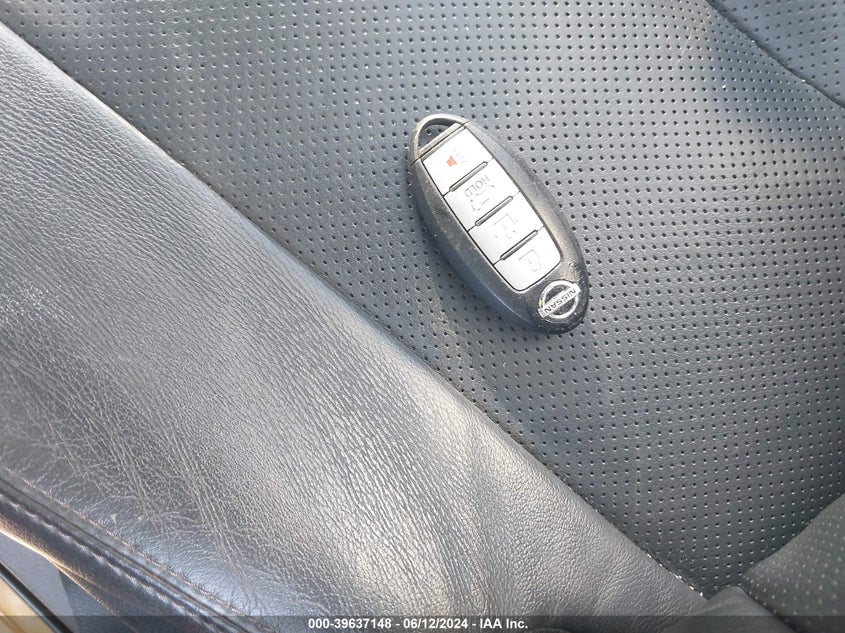 2014 NISSAN ROGUE S/SL/SV - 5N1AT2MT2EC779849